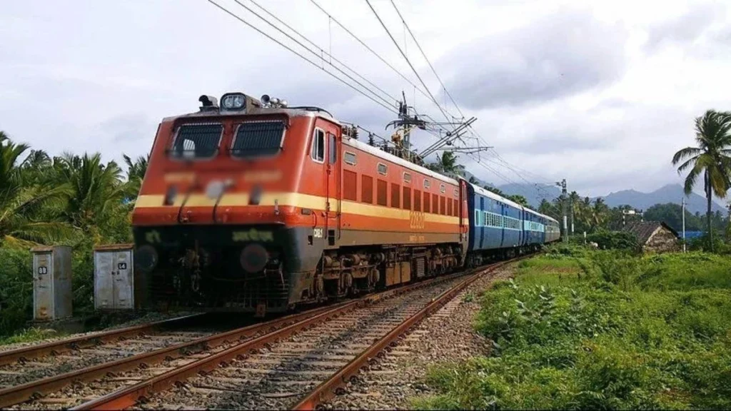 यात्रीगण कृपया ध्यान दें: छत्तीसगढ़ से गुजरने वाली 21 यात्री ट्रेनें रद्द, रेलवे ने जारी ट्रेनों की लिस्ट