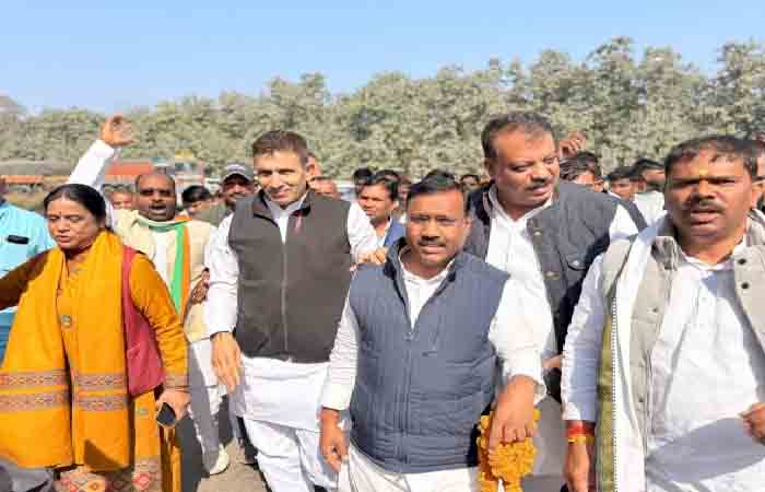 सिंगरौली में 6 लाख पेड़ कटने पर हंगामा, कांग्रेस ने कहा- प्रशासन अडाणी के साथ सिंगरौली में 6 लाख पेड़ कटने पर हंगामा, कांग्रेस ने कहा- प्रशासन अडाणी के साथ