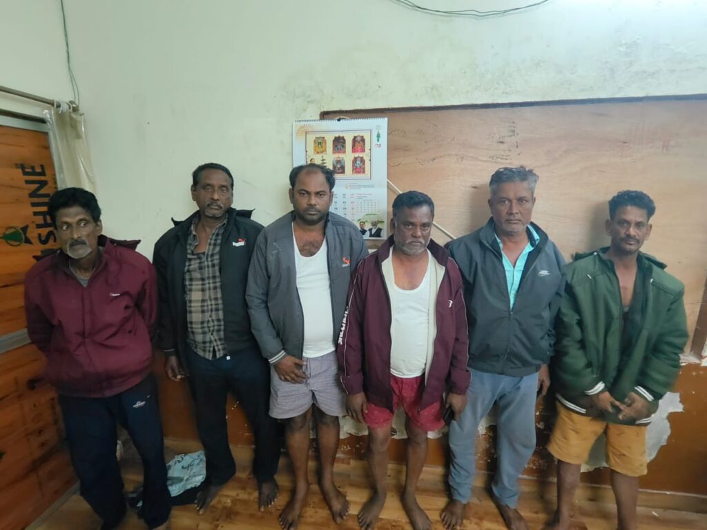 रायपुर में कार का कांच तोड़कर उठाईगिरी का हुआ पर्दाफाश, पुलिस ने रांची से 6 आरोपी को किया गिरफ्तार