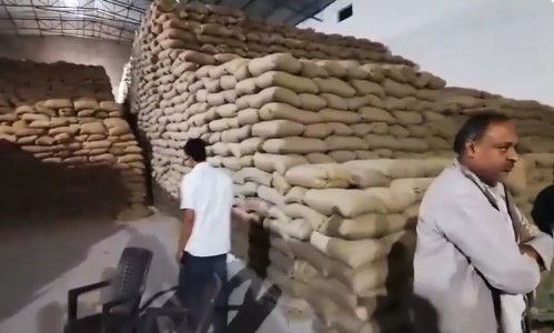 जांजगीर-चांपा में प्रशासन की सख्त कार्रवाई, राइस मिलों से 22,860 क्विंटल धान जब्त